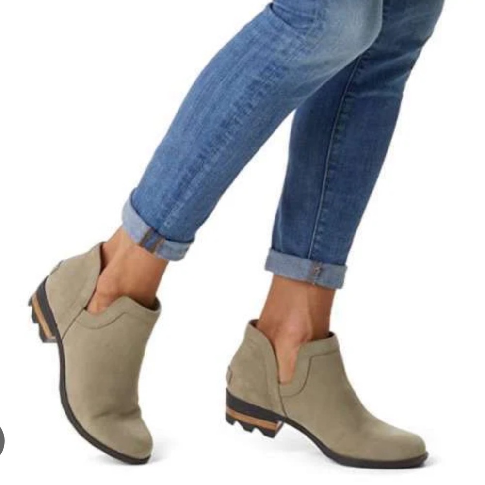 Sorel Lolla Cut-Out Ankle Bootie